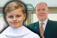 آلبرت از ژست دوست داشتنی موناکو با پسرش ژاک در یک روز بسیار مهم آلبرت از ژست دوست داشتنی موناکو با پسرش ژاک در یک روز بسیار مهم